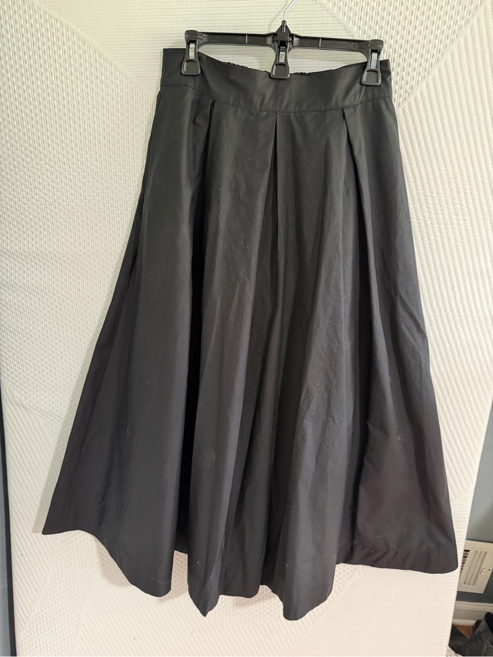 Gibson Latimer Black Full Flouncy Lined Midi Skirt